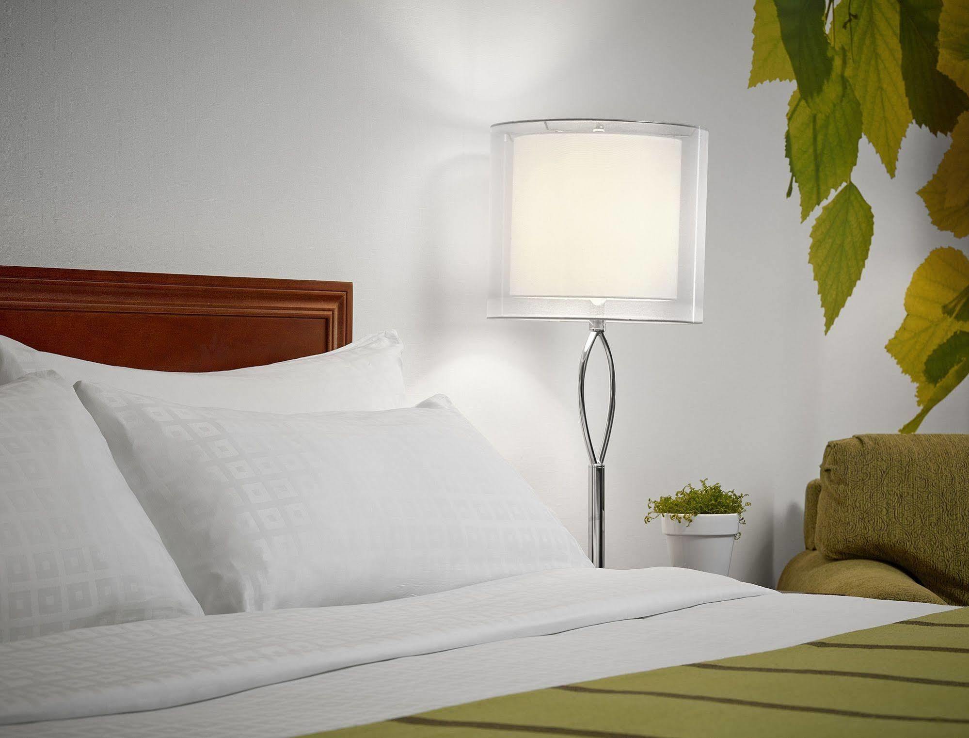אדמונטון Varscona Hotel On Whyte מראה חיצוני תמונה